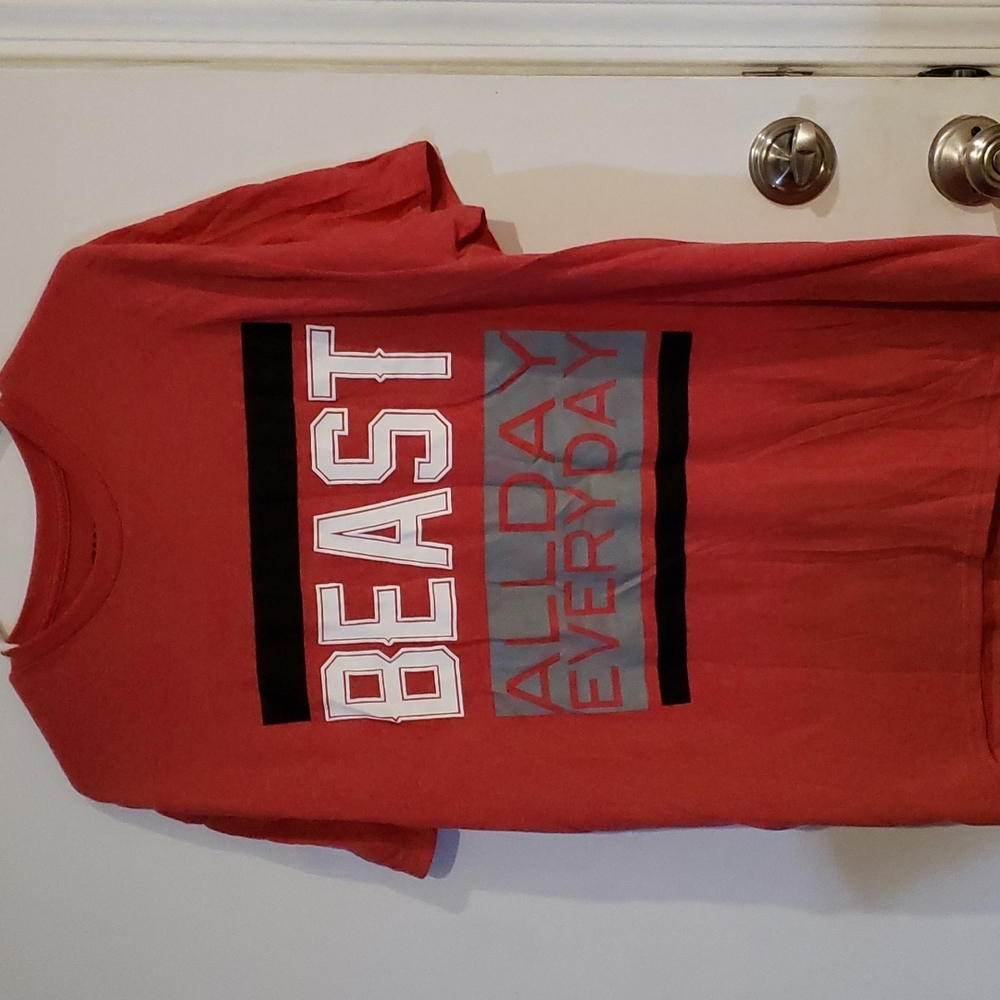 3/$20 Beast All Day Everyday Tee size L